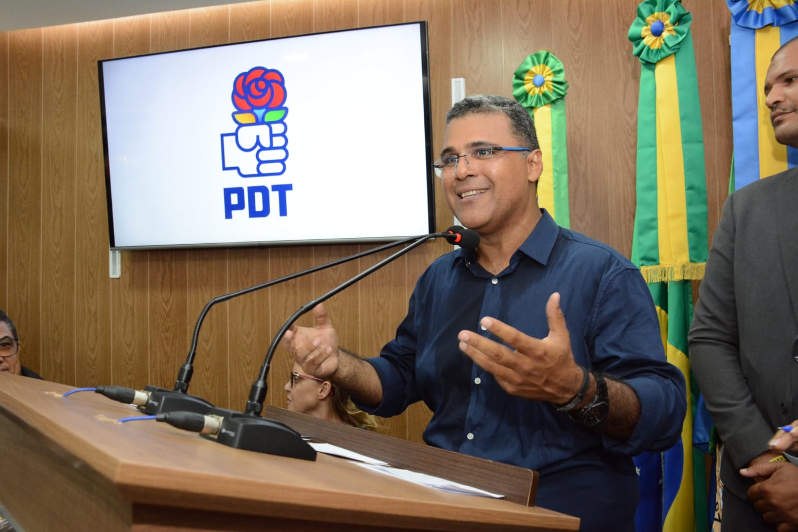 Júnior Trindade confirma nome de Carminha Paiva como pré-candidata à prefeitura de Socorro
