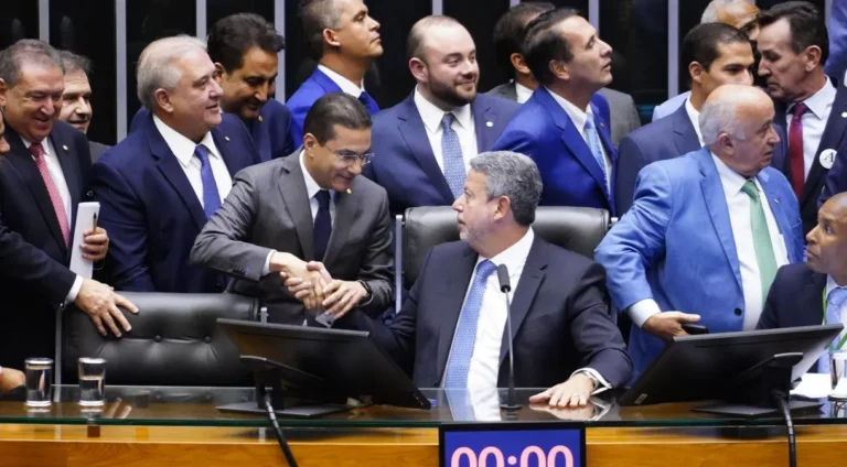 Saiba como votaram os deputados de SE na PEC da Anistia