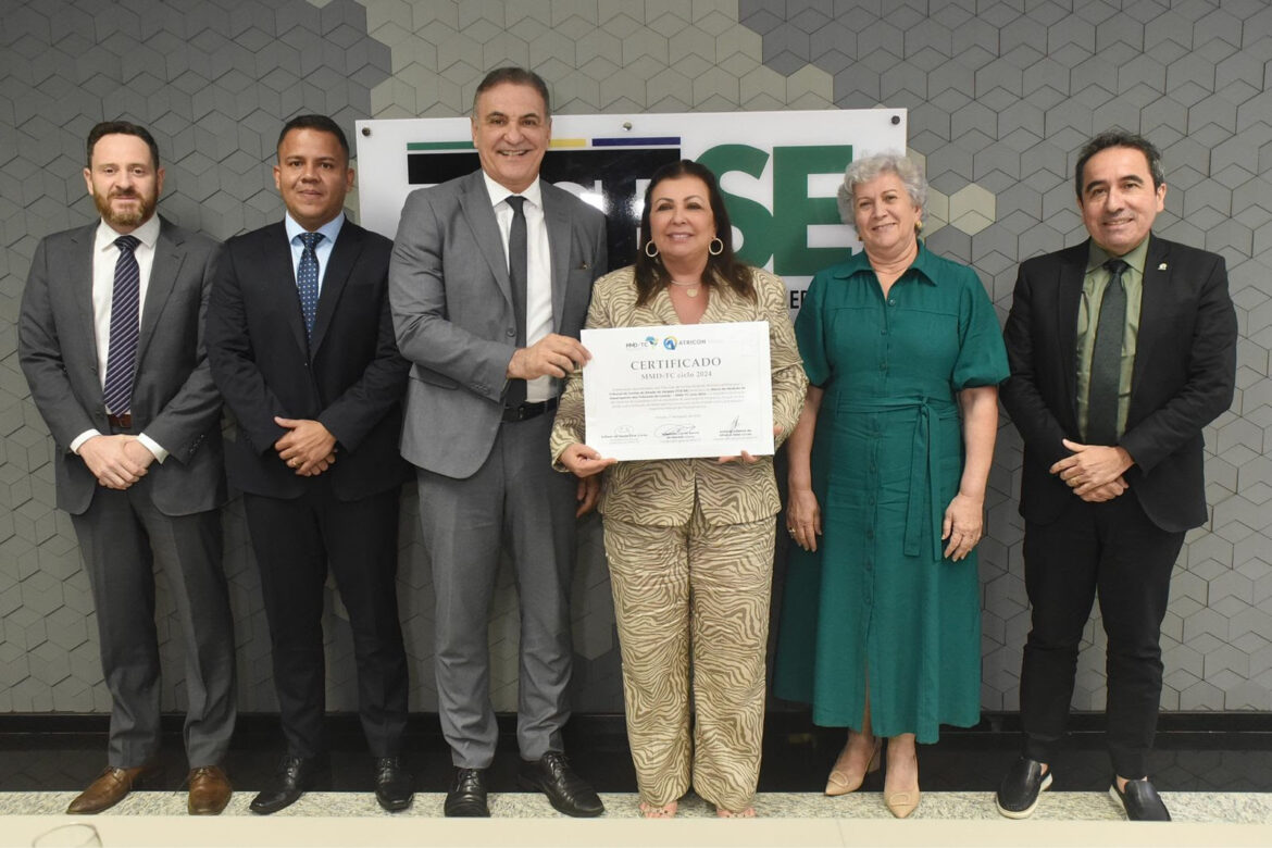 TCE/SE recebe certificado de garantia de qualidade em novo ciclo do MMD-TC