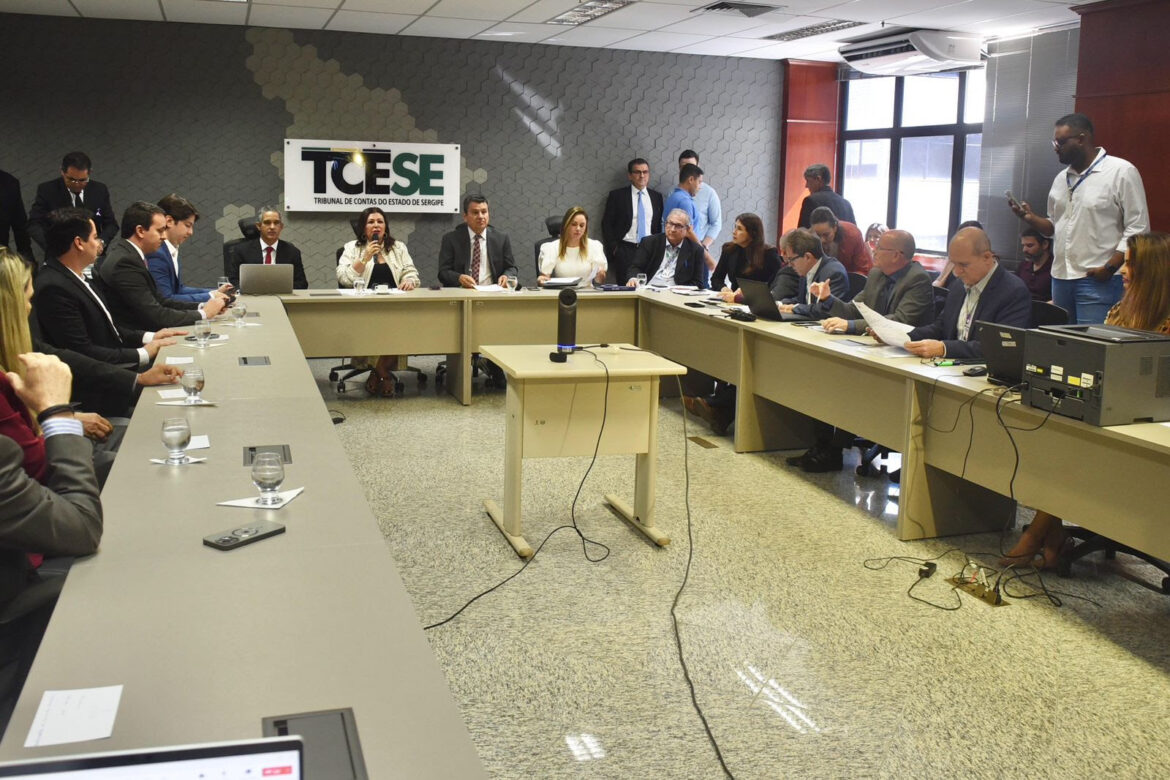 TCE realiza mesa técnica sobre concessão de serviços de água e esgoto